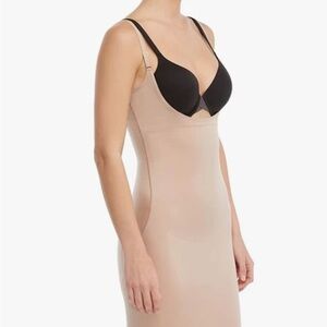 Spanx Shapewear Smart Grip Open Bust Full Slip Size XL Nude Stretch Foundation